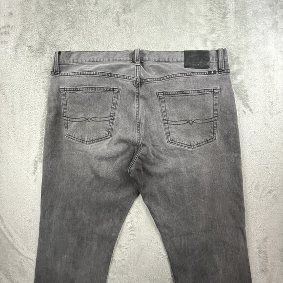 Lucky Brand 221 Original Straight Fit Mens 38x31Gray Stretch Denim Jeans 7MC1025 - Picture 5 of 16